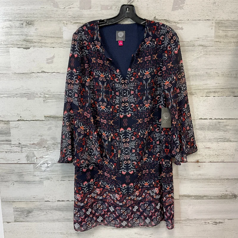 Crazy Deals Dress Casual Short By Vince Camuto In Blue, Size: M