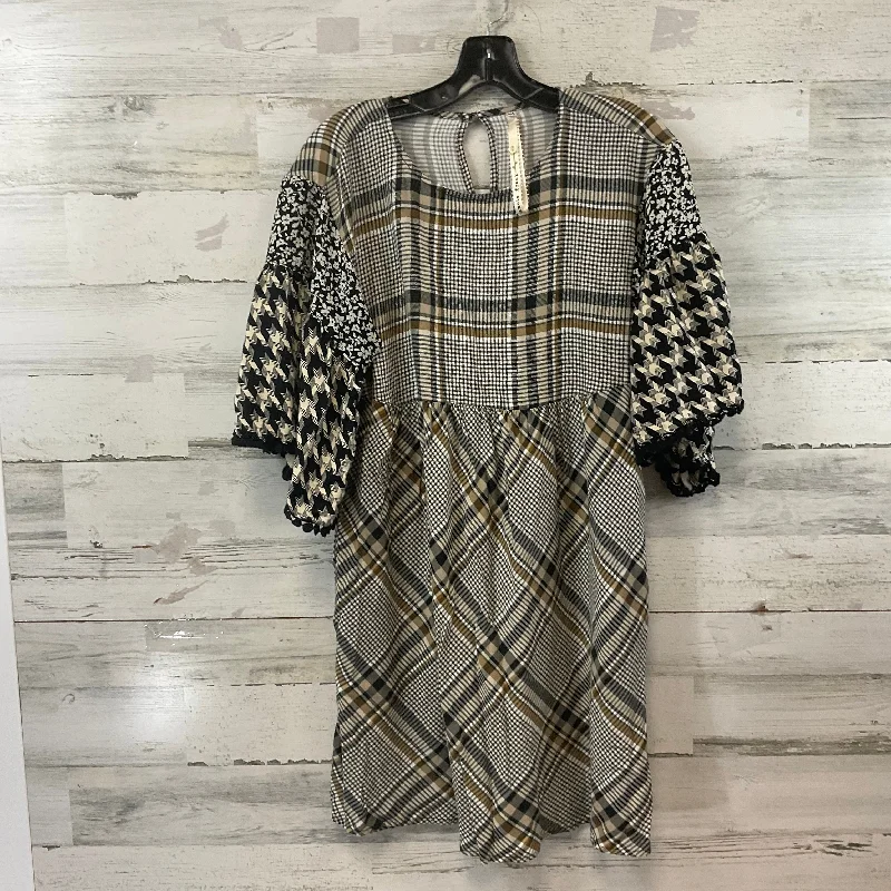 Savings Galore Dress Casual Short By Uncle Frank In Brown, Size: M