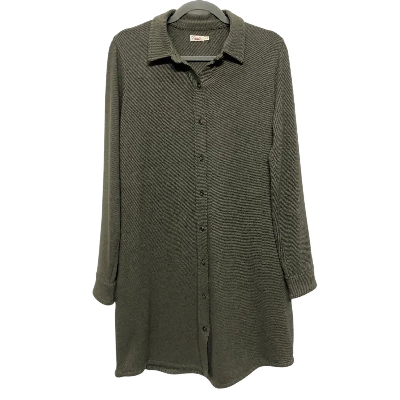 Buy Now Dress Casual Short By Faherty In Green, Size:M