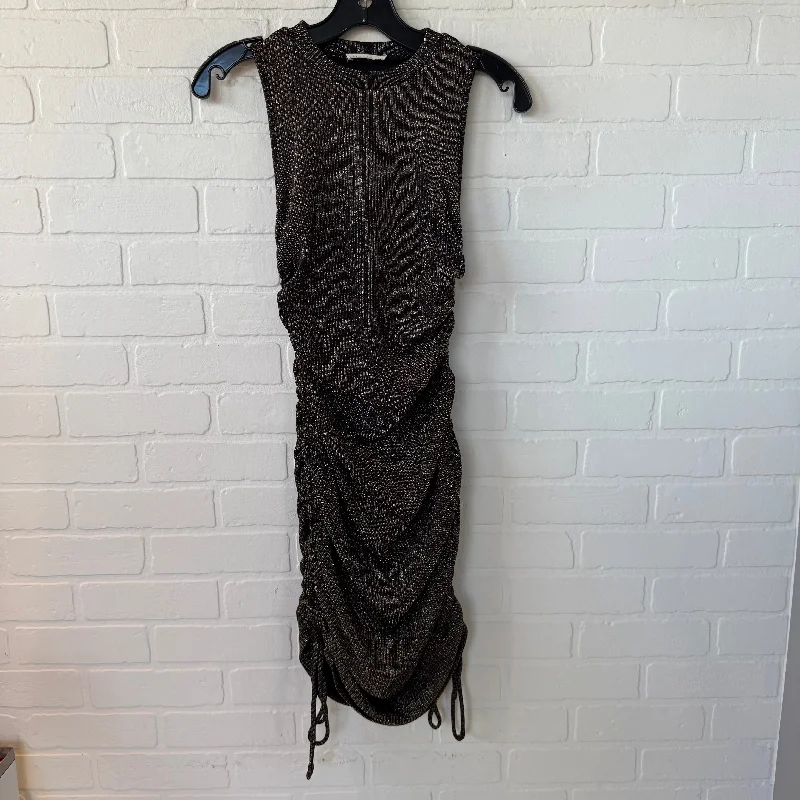 Lowest Price Dress Party Short By ILLA ILLA In Black & Gold, Size: S