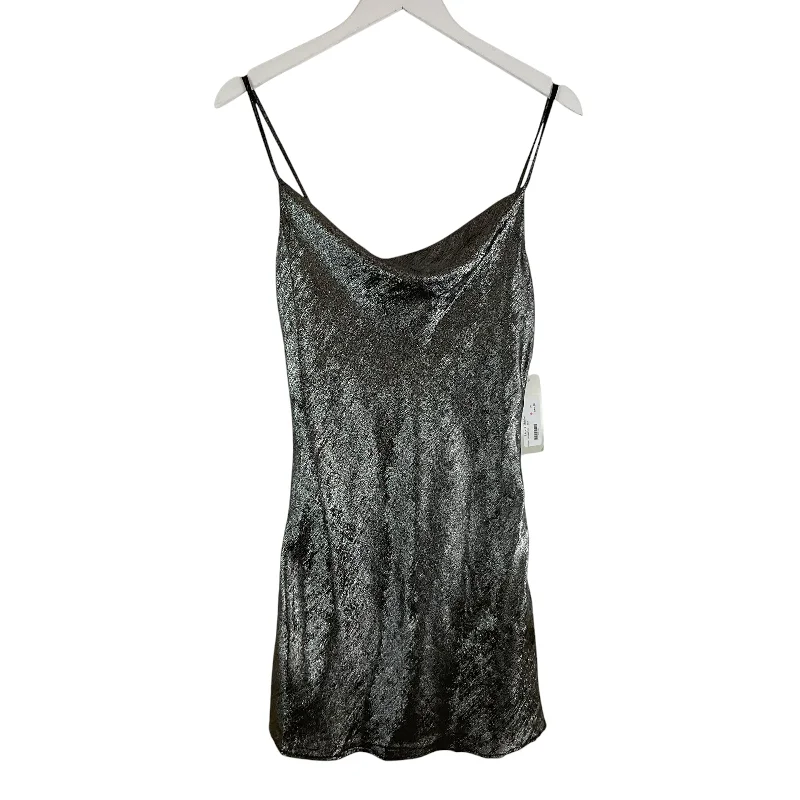 Exclusive Offers Dress Party Short By Clothes Mentor In Silver, Size: S
