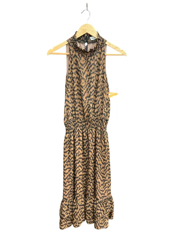 Last Chance Dress Casual Maxi By Cmc In Brown, Size: M