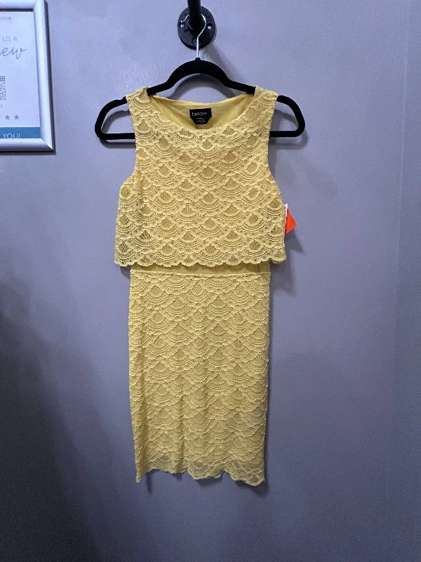 Steals and Deals Dress Casual Short By Bebe In Yellow, Size: Xs
