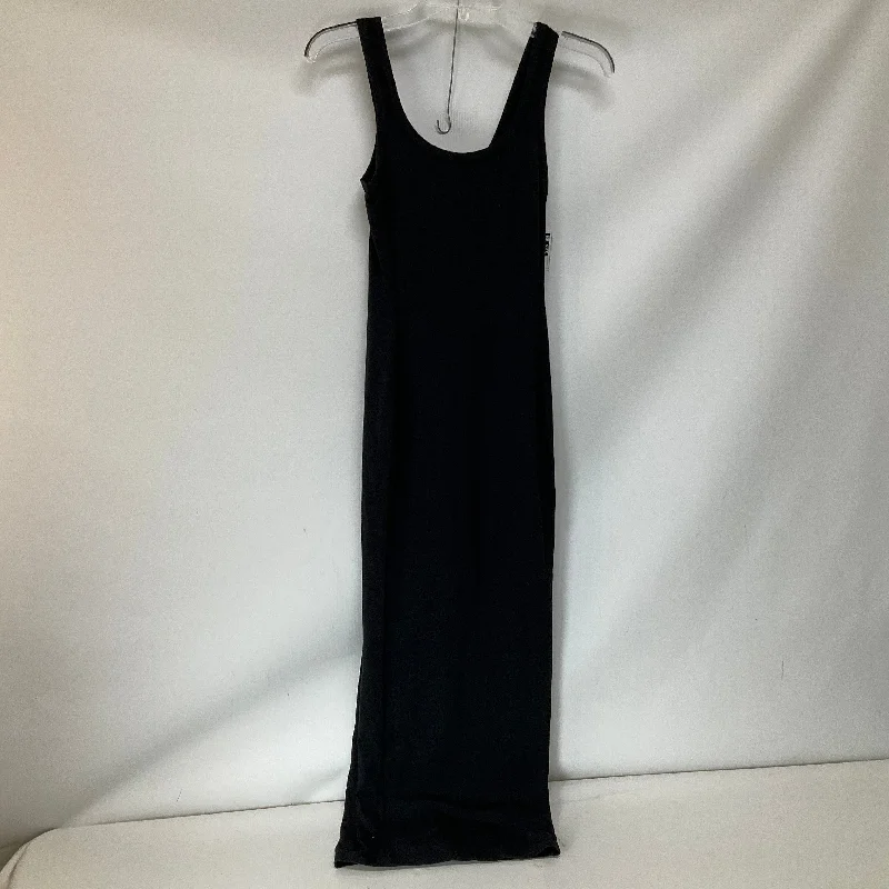 Online Only Dress Casual Maxi By Lululemon In Black, Size: 4
