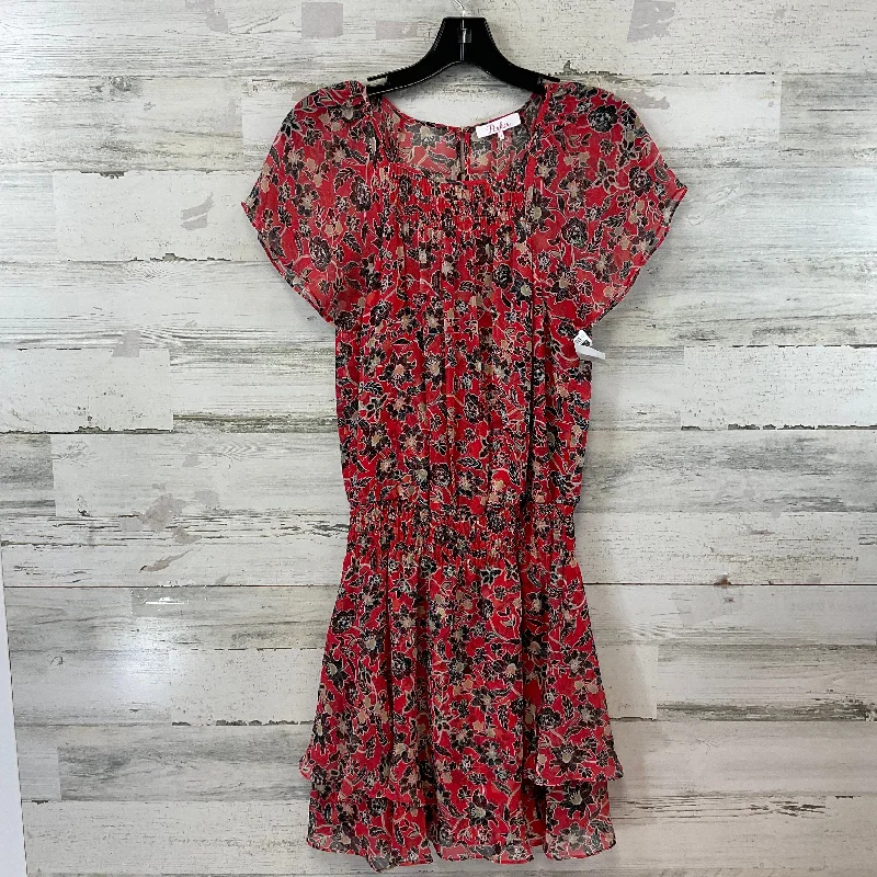 Deep Discounts Dress Casual Short By Parker In Red, Size: S