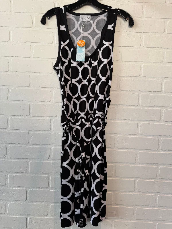 Unbeatable Prices Dress Casual Short By Mudpie In Black & White, Size: M