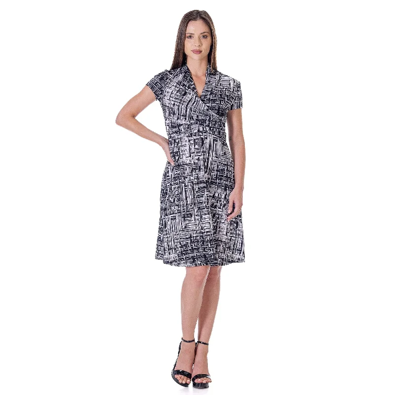 Special Savings 24seven Comfort Apparel Womens Print Short Sleeve Knee Length V Neck Rouched Wrap Dress Special Savings 24seven Comfort Apparel Womens Print Short Sleeve Knee Length V Neck Rouched Wrap Dress