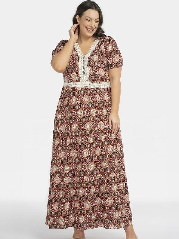 Deep Discounts Plus size dress model 196882 Karko