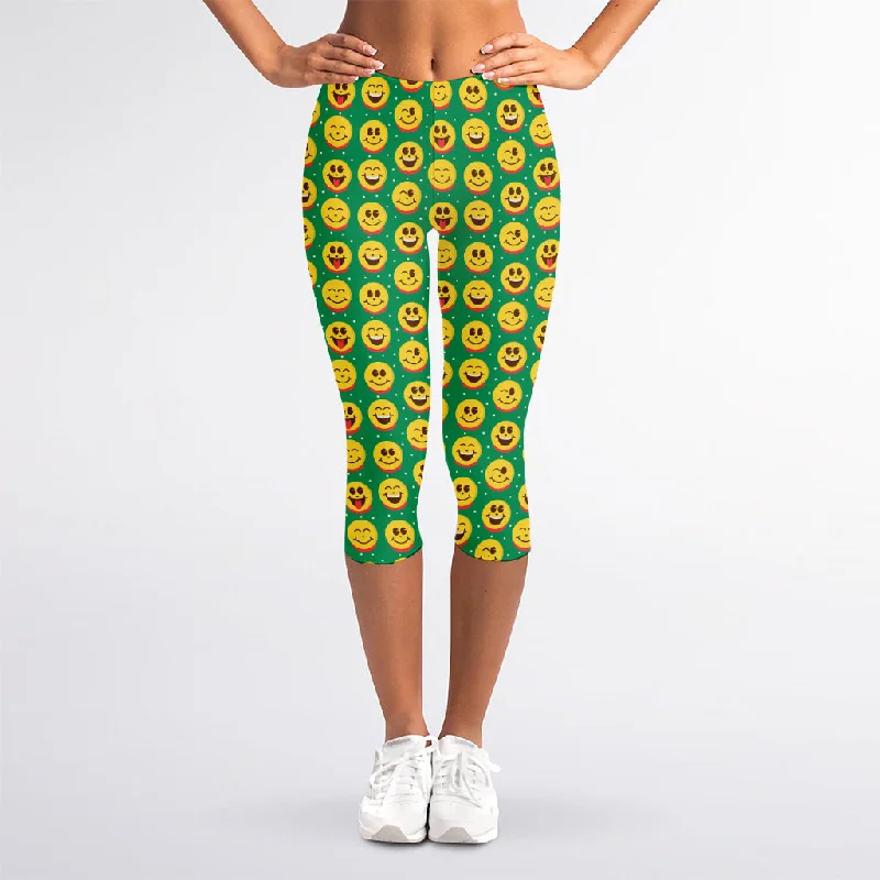 Exclusive Preview Cute Christmas Emoji Pattern Print Women's Capri Leggings