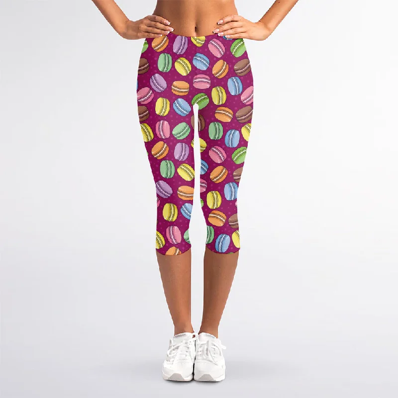 Bonus Savings Cute Macaron Pattern Print Women's Capri Leggings