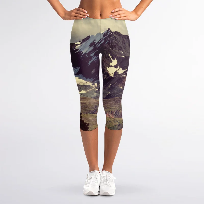 Mega Sale Denali Mountain Print Women's Capri Leggings