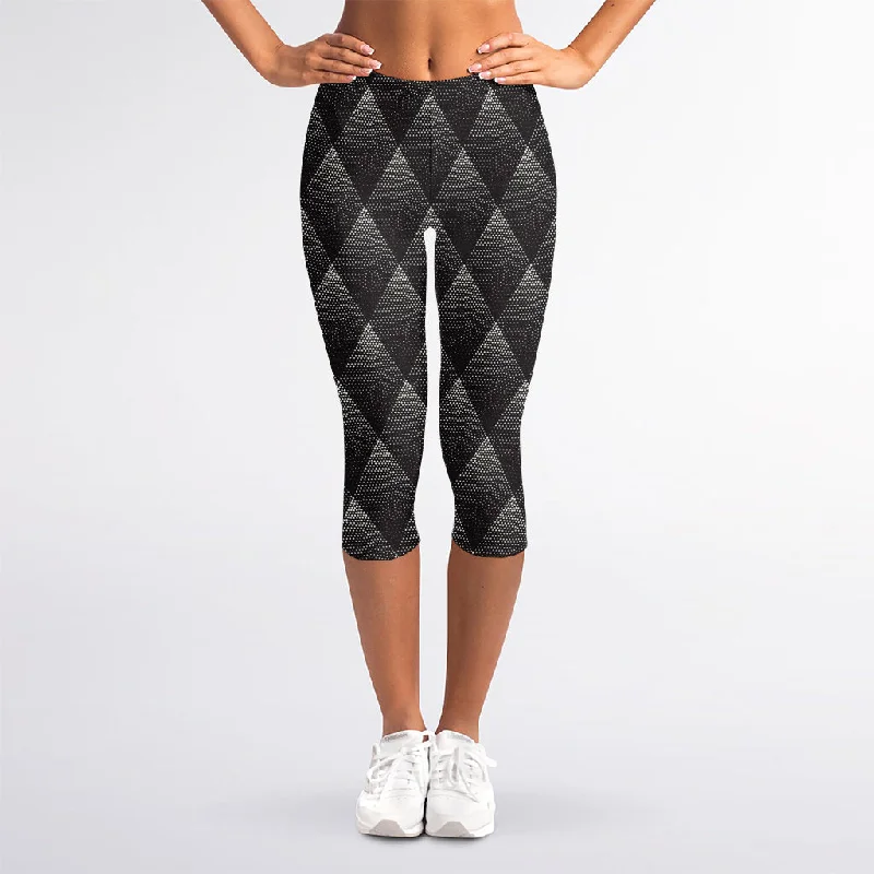 Steals and Deals Dot Geometric Triangle Pattern Print Women's Capri Leggings