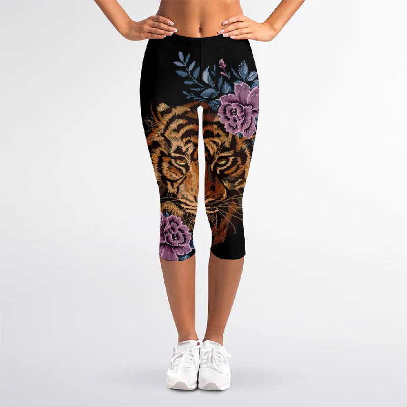 Stock Clearance Embroidery Tiger And Flower Print Women's Capri Leggings