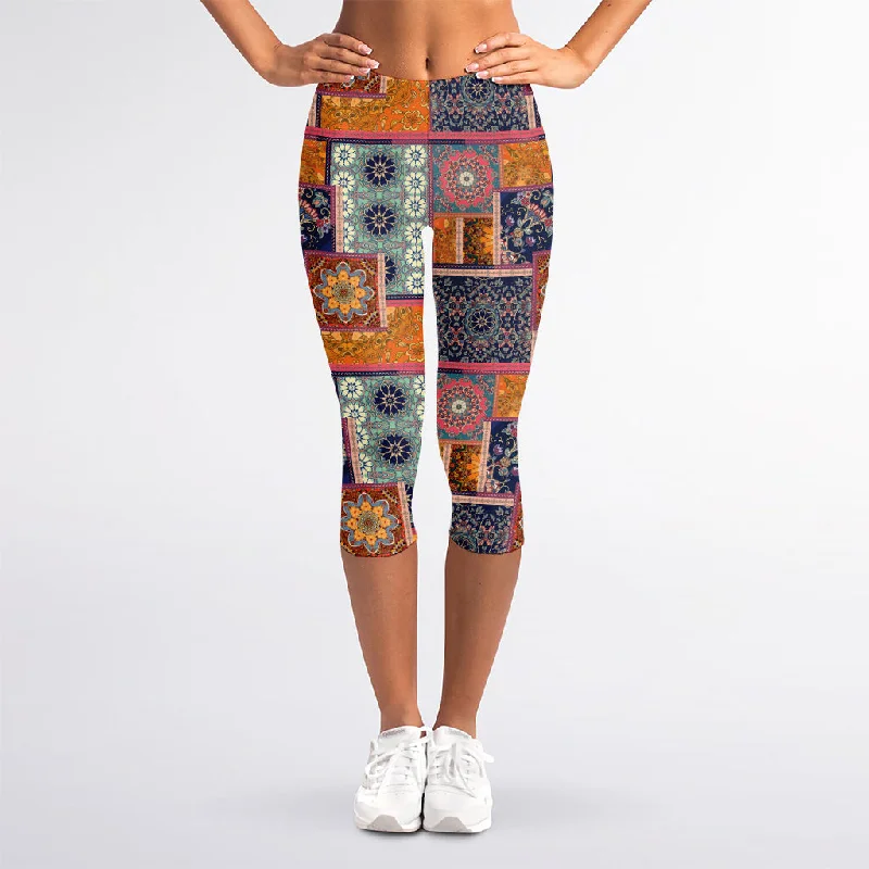 Deal Dash Ethnic Floral Patchwork Pattern Print Women's Capri Leggings