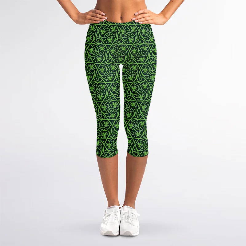 Online Only Irish Shamrock Pattern Print Women's Capri Leggings