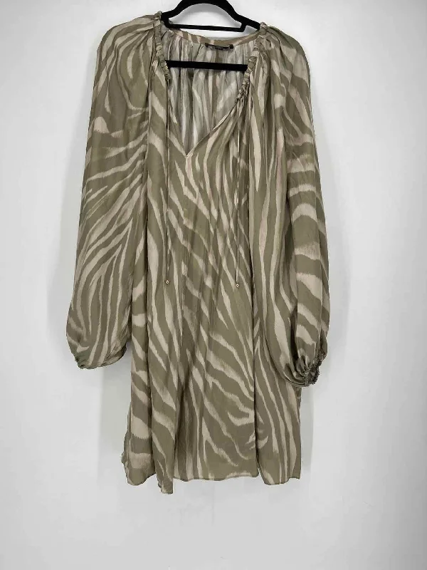 Epic Deals Banana Republic Size XL Green Print Dress