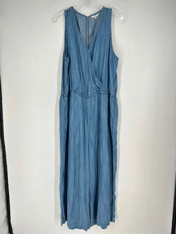Clearance Sale Crown & Ivy Size XL Chambray Jumpsuit