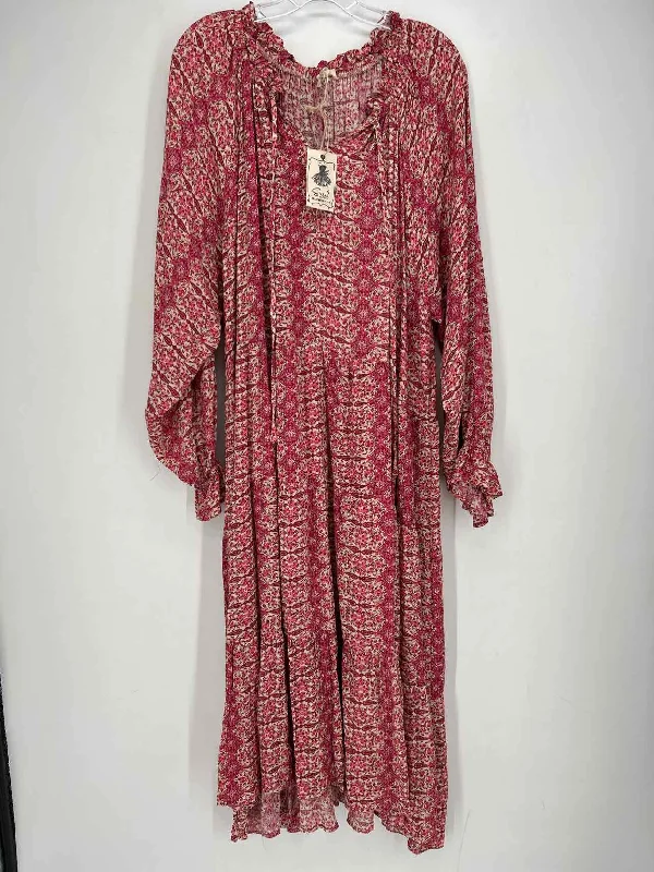 Bonus Savings Easel Size L Pink Paisley NWT Maxi