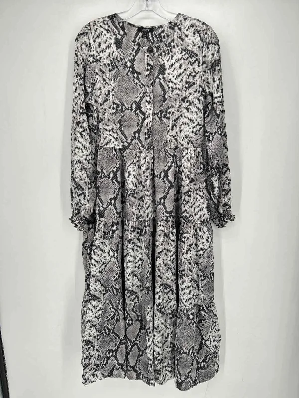 Limited Stock Episode Size S Reptile Dress
