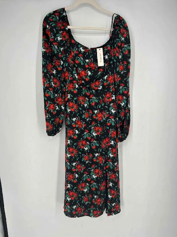 Hot Deal Francesca's Size S Black Floral NWT Dress