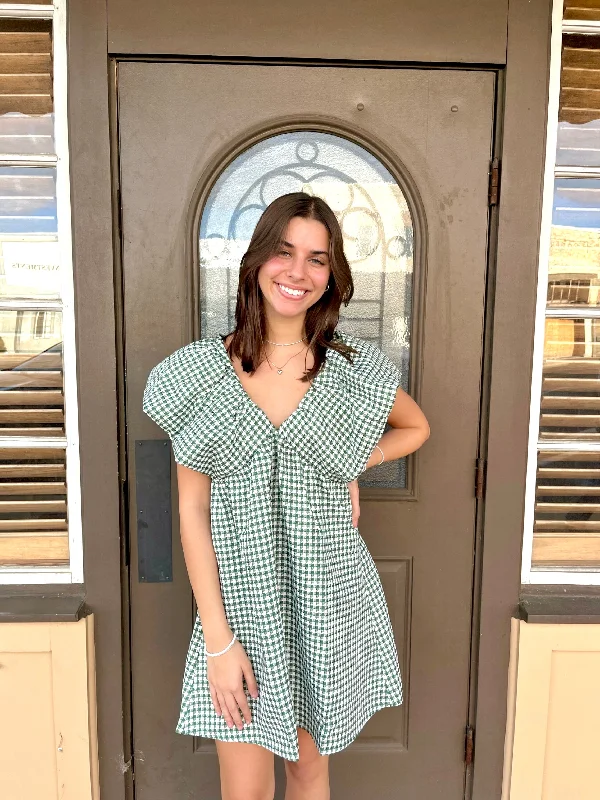 TIME-Limited Offer Green Gingham Dramatic Shoulder Dress