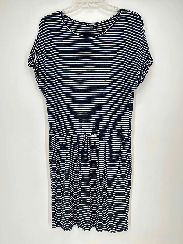 Markdowns Hilary Radley Size M Navy Striped Dress