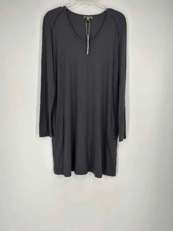 Super Bargain Lilla P Size M Charcoal NWT Dress