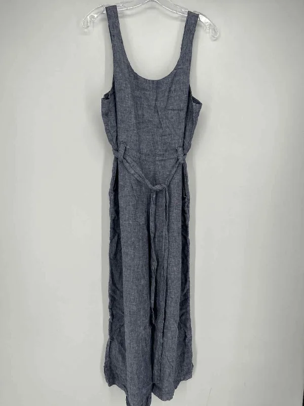 One-DAY Sale Rachel Zoe Size 6 Chambray Linen Jumpsuit