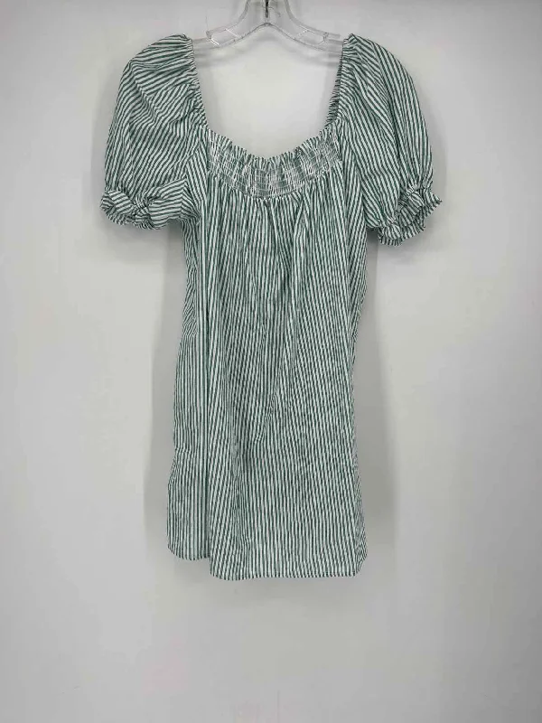 Don't Miss Urban Renewal Size L Green Stripe Dress